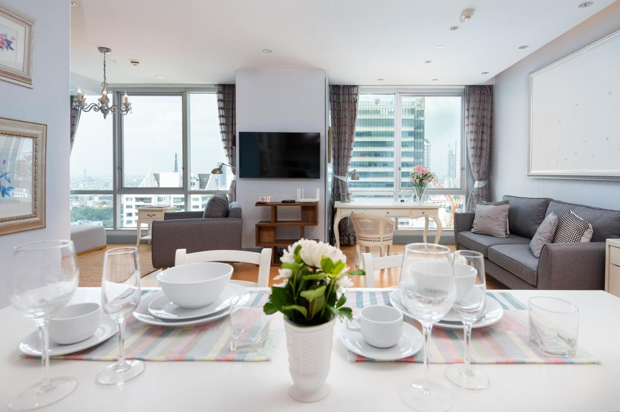 Sky Villas Apartments Bangkok Exterior photo