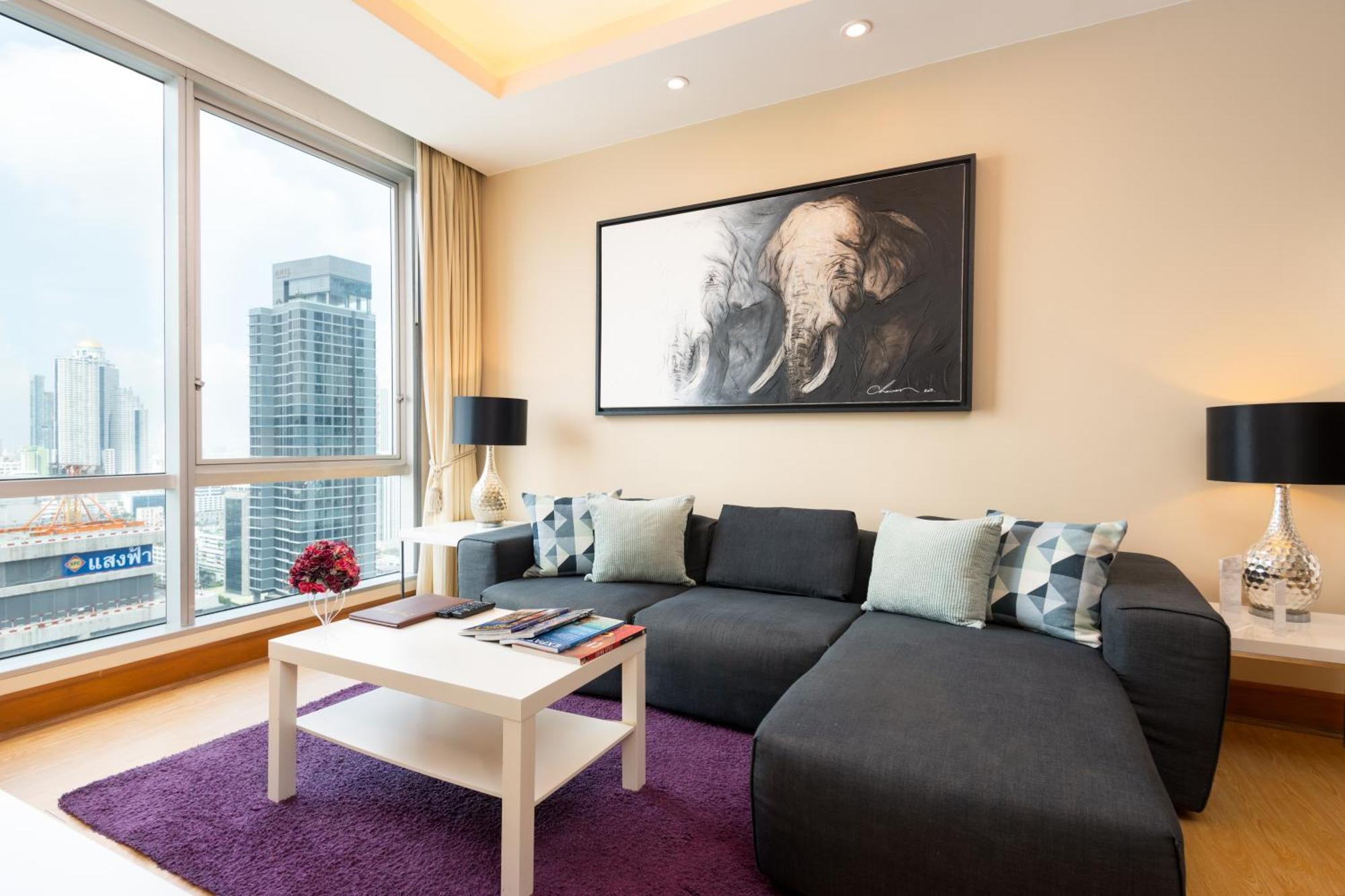 Sky Villas Apartments Bangkok Exterior photo